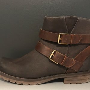 Natural Soul ankle boots